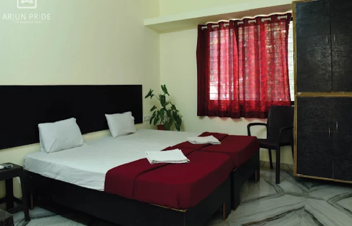 1 x Executive AC Room 